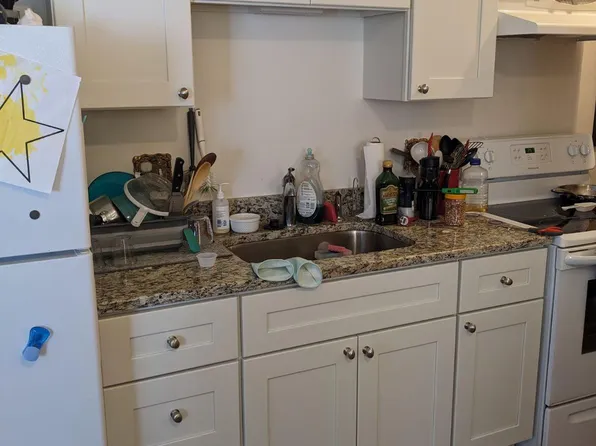 51 Chestnut St #3, Waltham, MA 02453