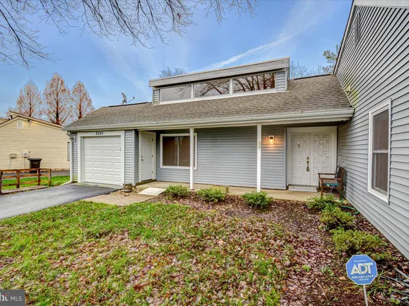 2221 Penfield Ln, Bowie, MD 20716