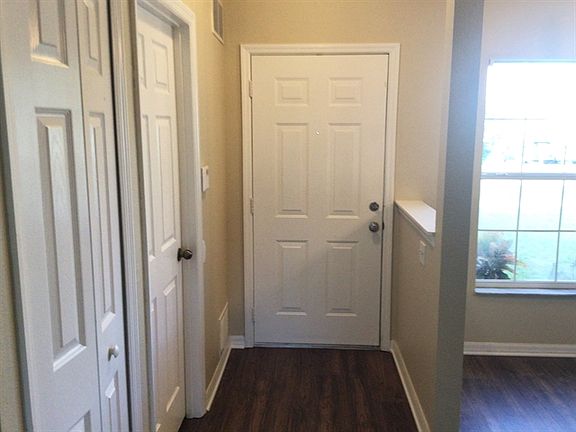2nd image of 11821 Foxglove Dr