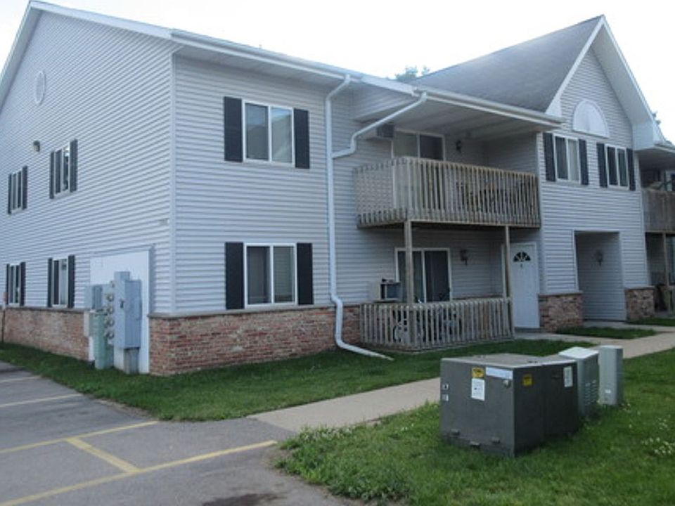 1st image of 1906 N Washington St APT 6