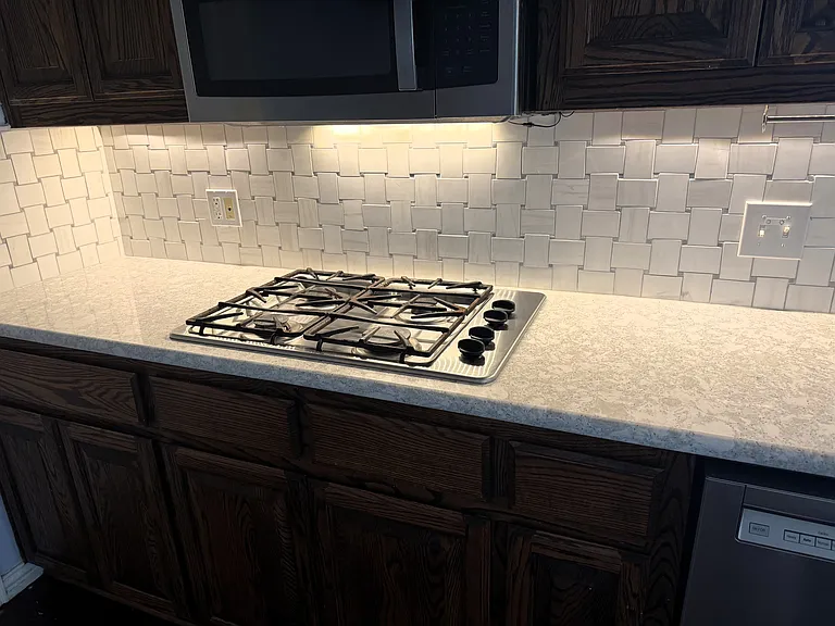 2489 Yuma Dr — Photo 7