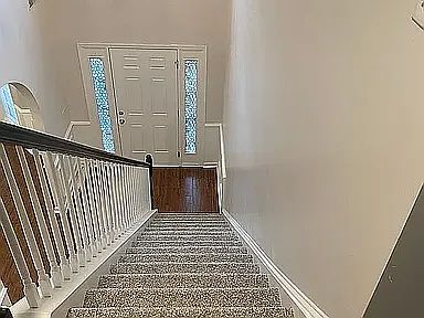 2nd image of 214 Castlebury Dr