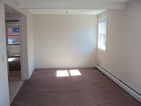 4th image of 18 Brook St APT 5