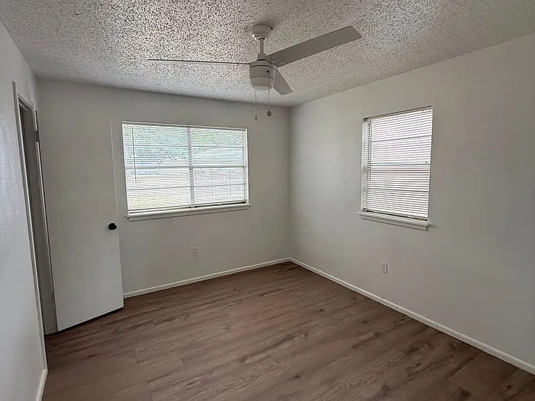 6027 Orlando Ave — Photo 12