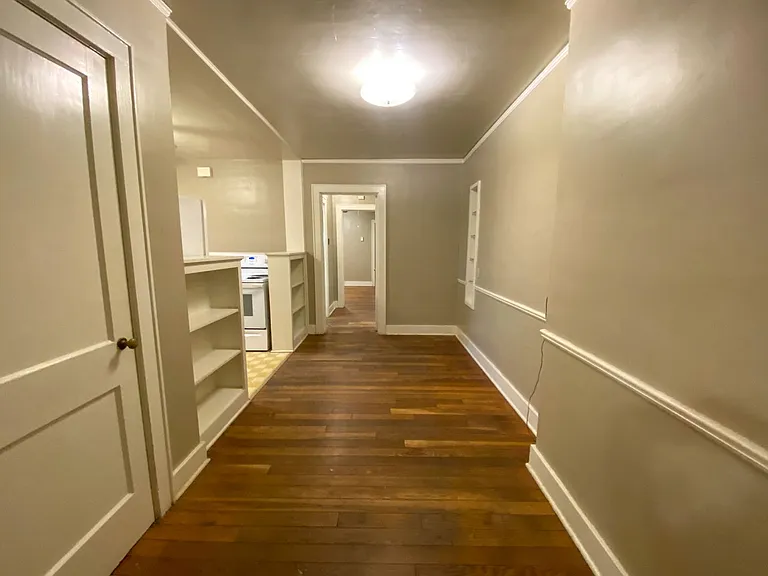 488 Ellsworth St — Photo 5