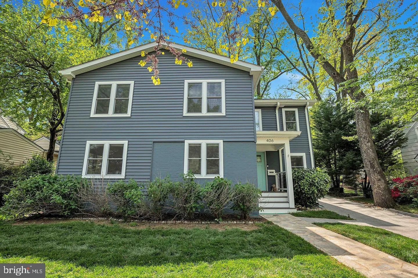 5 bed, 2.5 bath, 2357 sqft, $6,500 — Photo 3