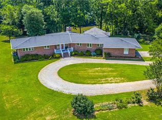 86 Greenfield Rd, Lancaster, VA 22503