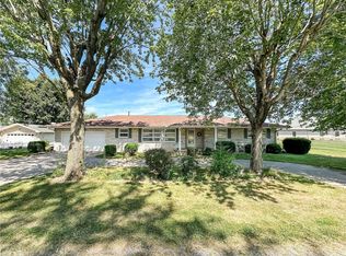 102 Aspen St, Marshall, IL 62441