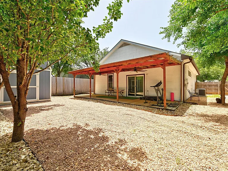 3012 Rochelle Dr — Photo 21