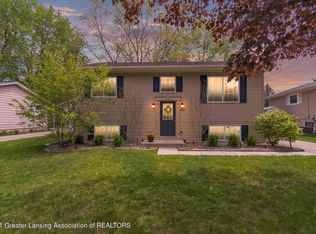 448 N Barnes St, Mason, MI
