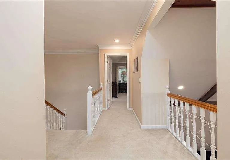 160 Clipper Bay Dr — Photo 26