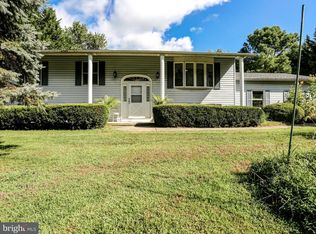 7704 Green Hill Rd, Harrisburg, PA 17112