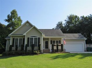 331 Saddlebred Loop, Stokesdale, NC 27357
