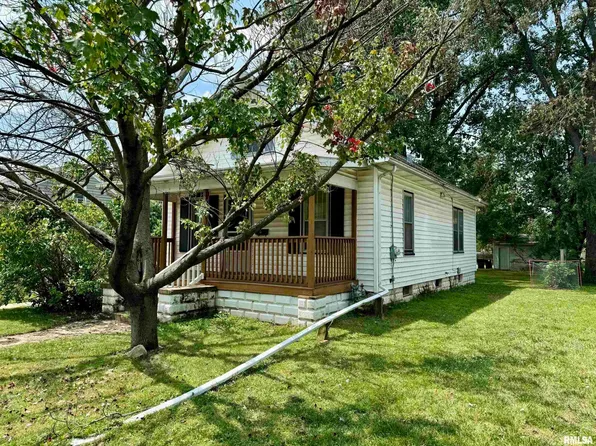 2001 N Ellis St, Peoria, IL 61604