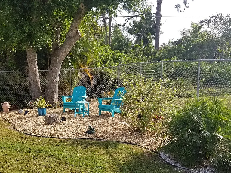 22497 Glen Ave — Photo 35