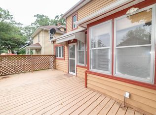 1002 24th St, Moline, IL 61265