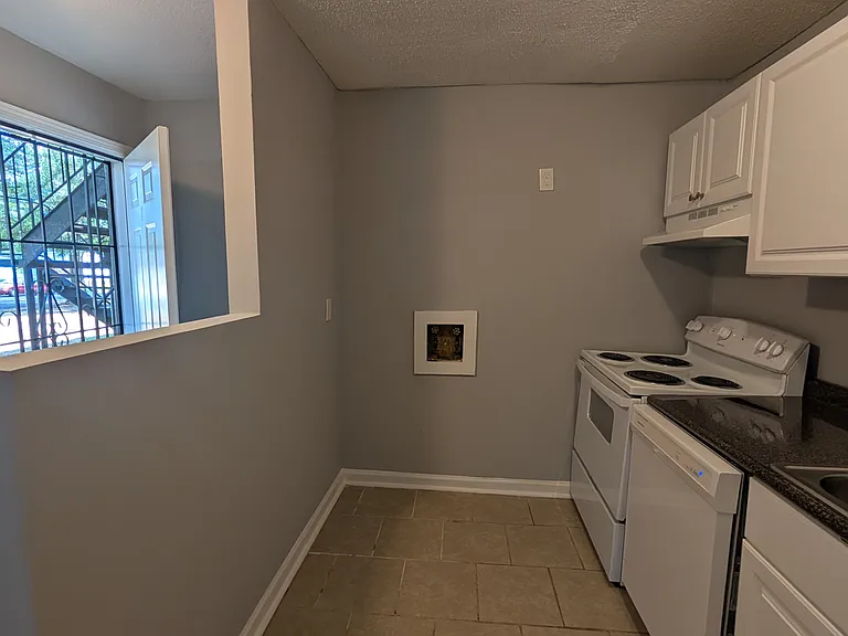 700 Graymont Ave W #1 — Photo 1