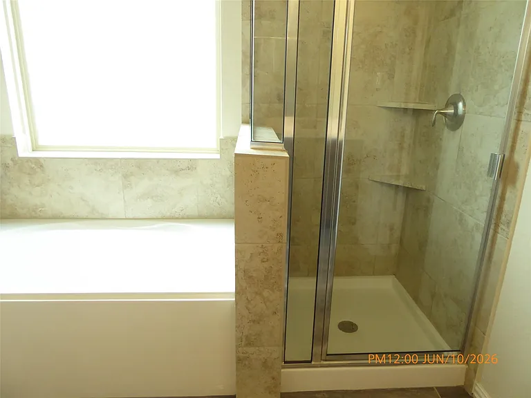 6319 Shadowbrook Hollow Trl — Photo 16
