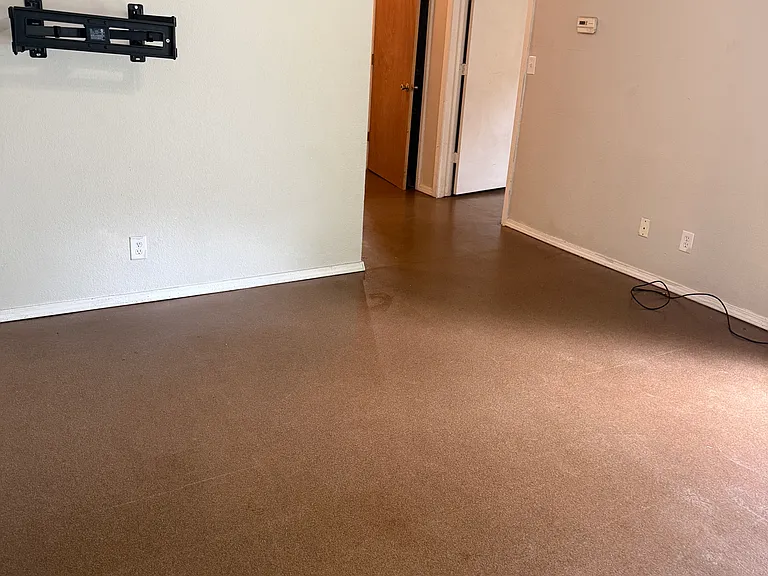 441 W Church St — Photo 5