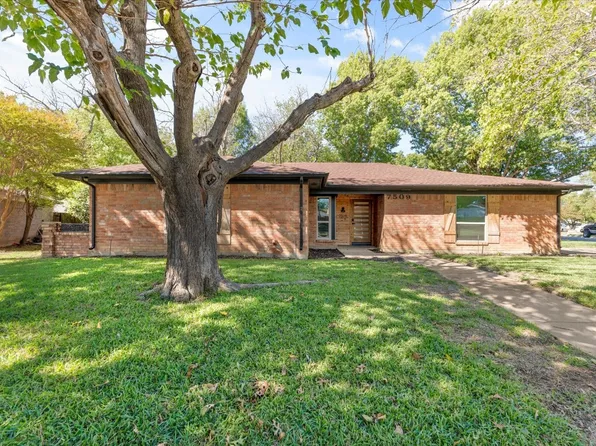 7509 Jean Ann Dr, North Richland Hills, TX 76180