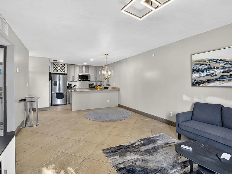 1250 SW 113th Ter #201 — Photo 6