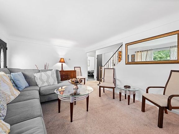 5th image of 26310 Lake Shore Blvd