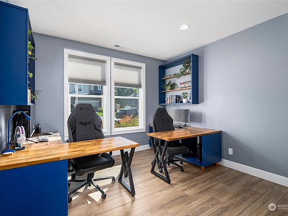 4th image of 5701 13th Street Ct NE