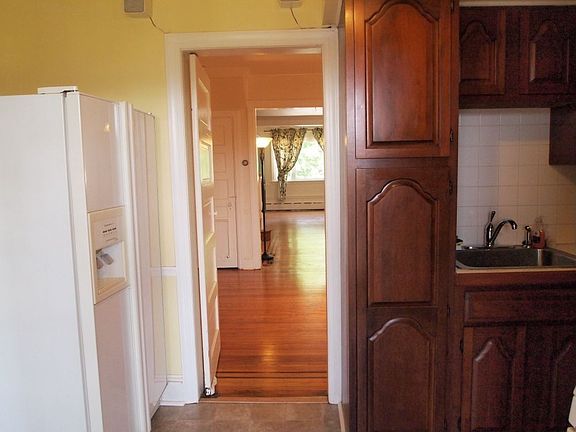 Kitchen to LR