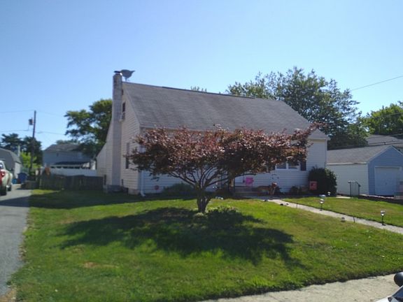 3rd image of 4101 Woodland Ave