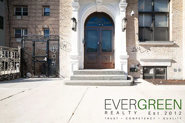 Rented by Pinn Realty | media 28