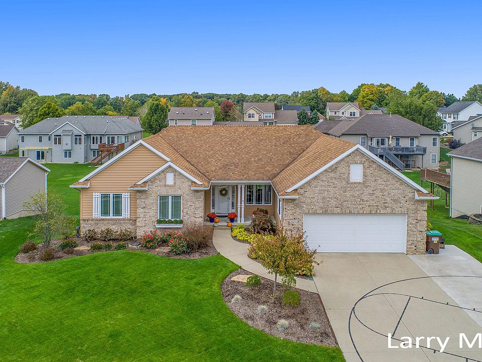 1st image of 4237 Del Mar Village Dr SW