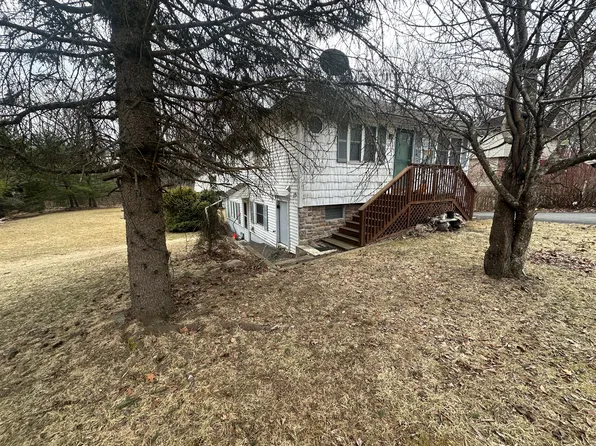 35 Pine Hill Rd #1, Mount Pocono, PA 18344