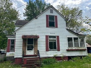 2000 6th St, Bay City, MI 48708