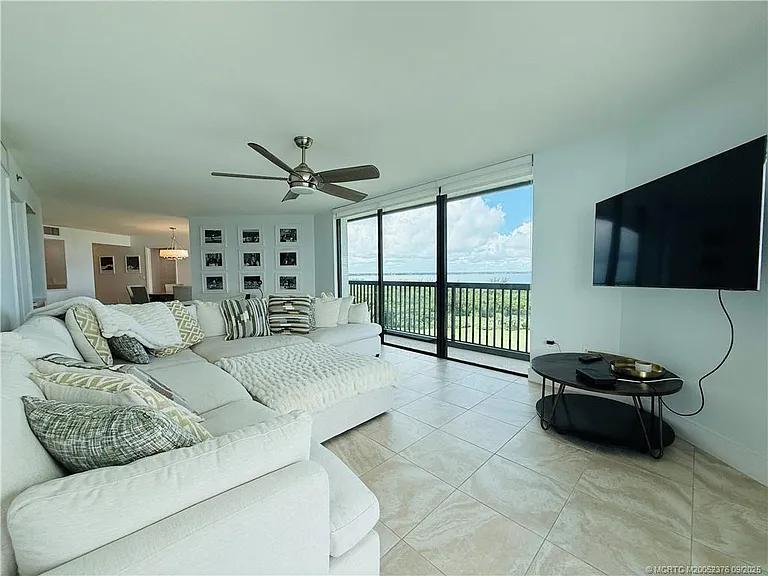 8800 S Ocean Dr #1201 — Photo 28