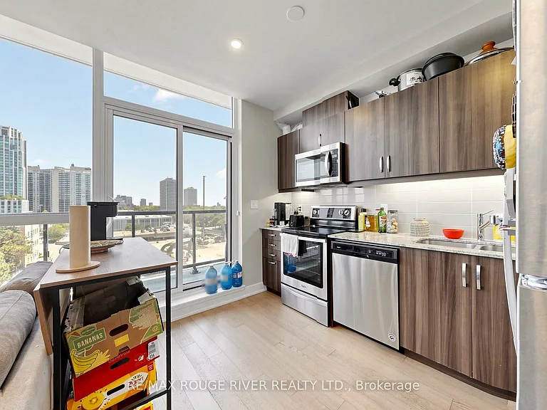 1486 Bathurst St #503 — Photo 6