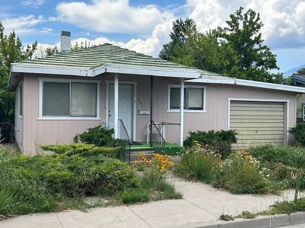 607 Chestnut St, Mount Shasta, CA 96067