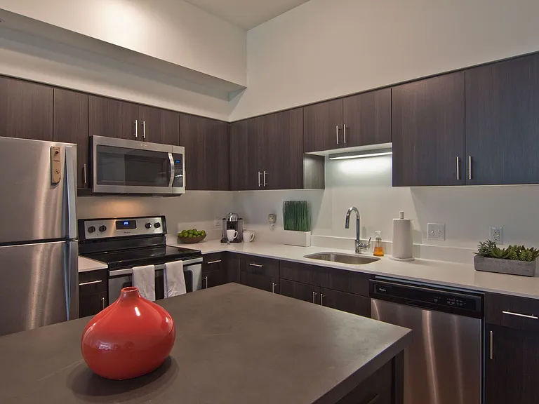 DuCharme Place Apartments — Photo 28