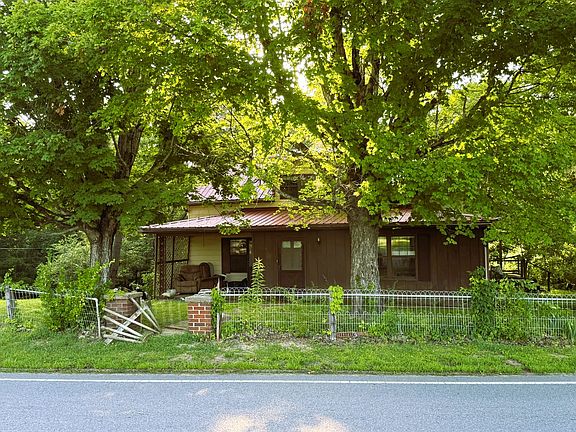 2nd image of 3038 Highway 120