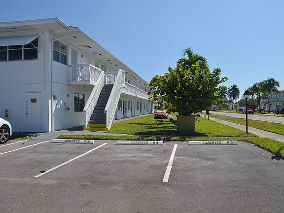 4th image of 55 NW 204th St #23