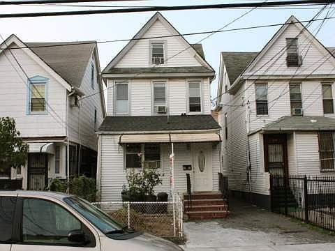 1st image of 11122 39th Ave