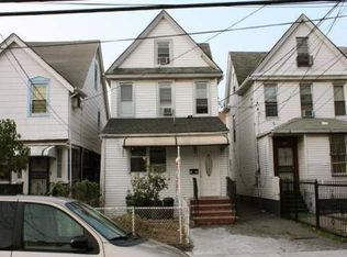 11122 39th Ave, Corona, NY 11368