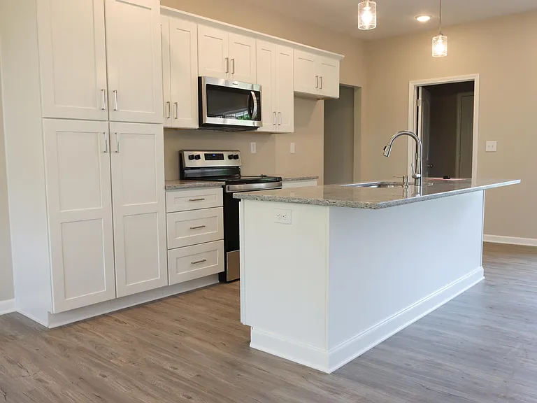 322 Briarwood Ln — Photo 15