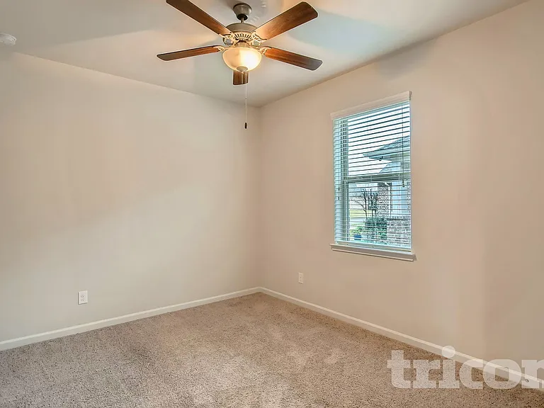 1592 Sugarberry Dr — Photo 13