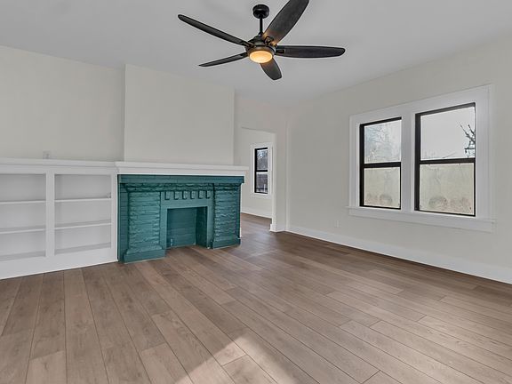 2nd image of 1404 E Park Pl