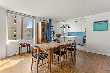 575 Main Street #1112 image 1 of 20