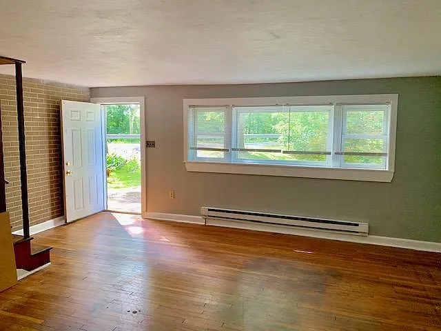 220 Silver Mine Rd — Photo 6
