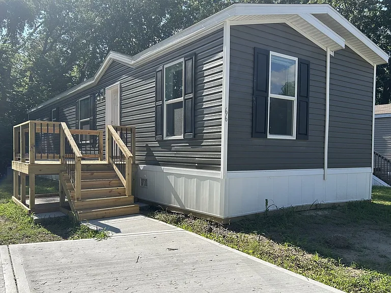Brookwood — Photo 18