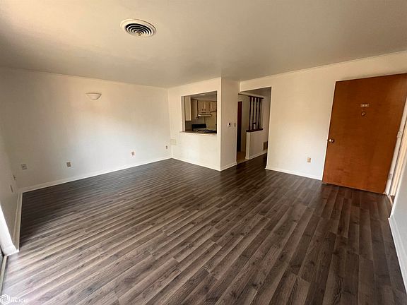 3rd image of 408 N D St Unit 2-G