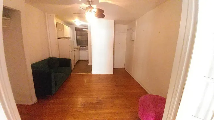 Rented by Downtown Mgt & Realty LLC | media 11