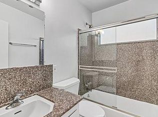 1446 Manhattan Beach Blvd, Manhattan Beach, CA 90266
